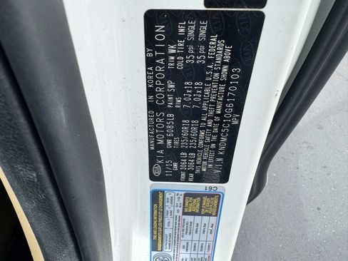 Used 2016 Kia Sedona SX FWD image 23