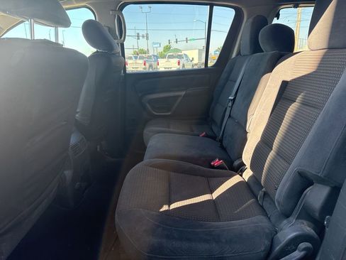 Used 2015 Nissan Armada SV AWD/4WD image 11