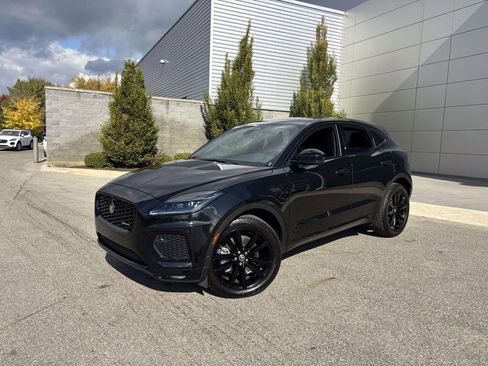 Used 2024 Jaguar E-PACE R-Dynamic SE image 1