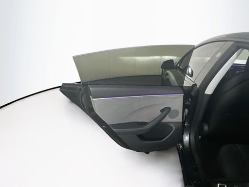 Used 2025 Tesla Model 3 RWD image 24