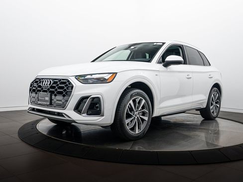 Certified 2023 Audi Q5 2.0T Premium Plus w/ Premium Plus Package AWD/4WD image 7