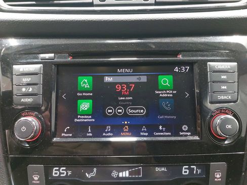 Used 2019 Nissan Rogue SV w/ Sun & Sound Touring Package image 22