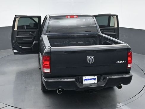 Used 2018 RAM 1500 Express AWD/4WD image 57