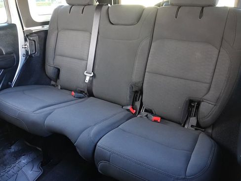 Used 2020 Jeep Wrangler Unlimited Sport image 10