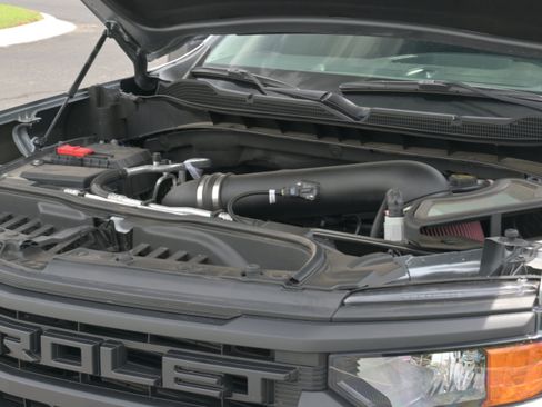 Used 2025 Chevrolet Silverado 1500 Custom Trail Boss w/ Turbomax Blackout Package AWD/4WD image 27