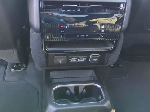 New 2026 Jeep Grand Wagoneer Limited AWD/4WD image 14