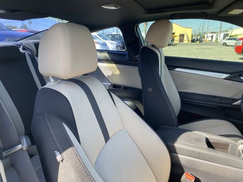 Used 2017 Honda Civic EX-T image 22