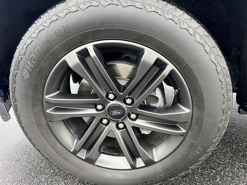 Used 2022 Ford F150 XLT w/ Equipment Group 302A High image 9