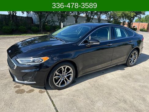 Used 2019 Ford Fusion SEL FWD image 1