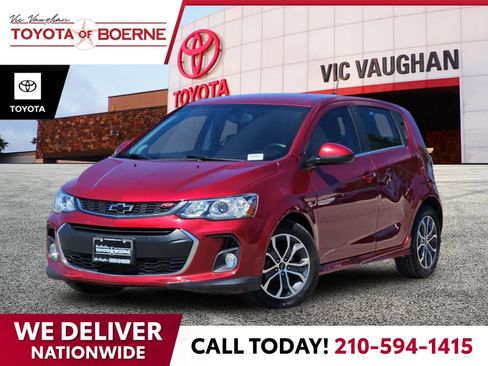 Used 2020 Chevrolet Sonic LT w/ Convenience Package FWD image 1
