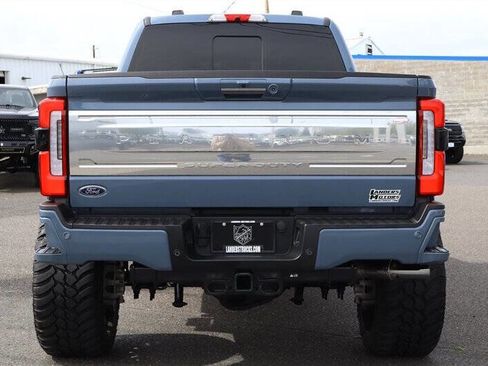 Used 2023 Ford F350 Platinum image 4