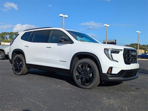 Used 2024 GMC Sierra 3500 AT4 w/ AT4 Premium Plus Package image 2