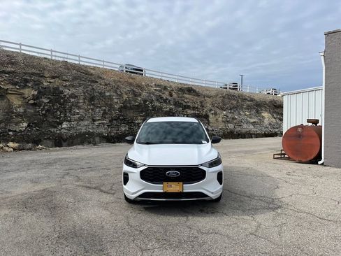 Certified 2023 Ford Escape ST-Line w/ Equipment Group 301A image 7