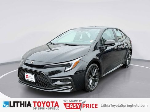 Certified 2026 Toyota Corolla SE FWD image 1