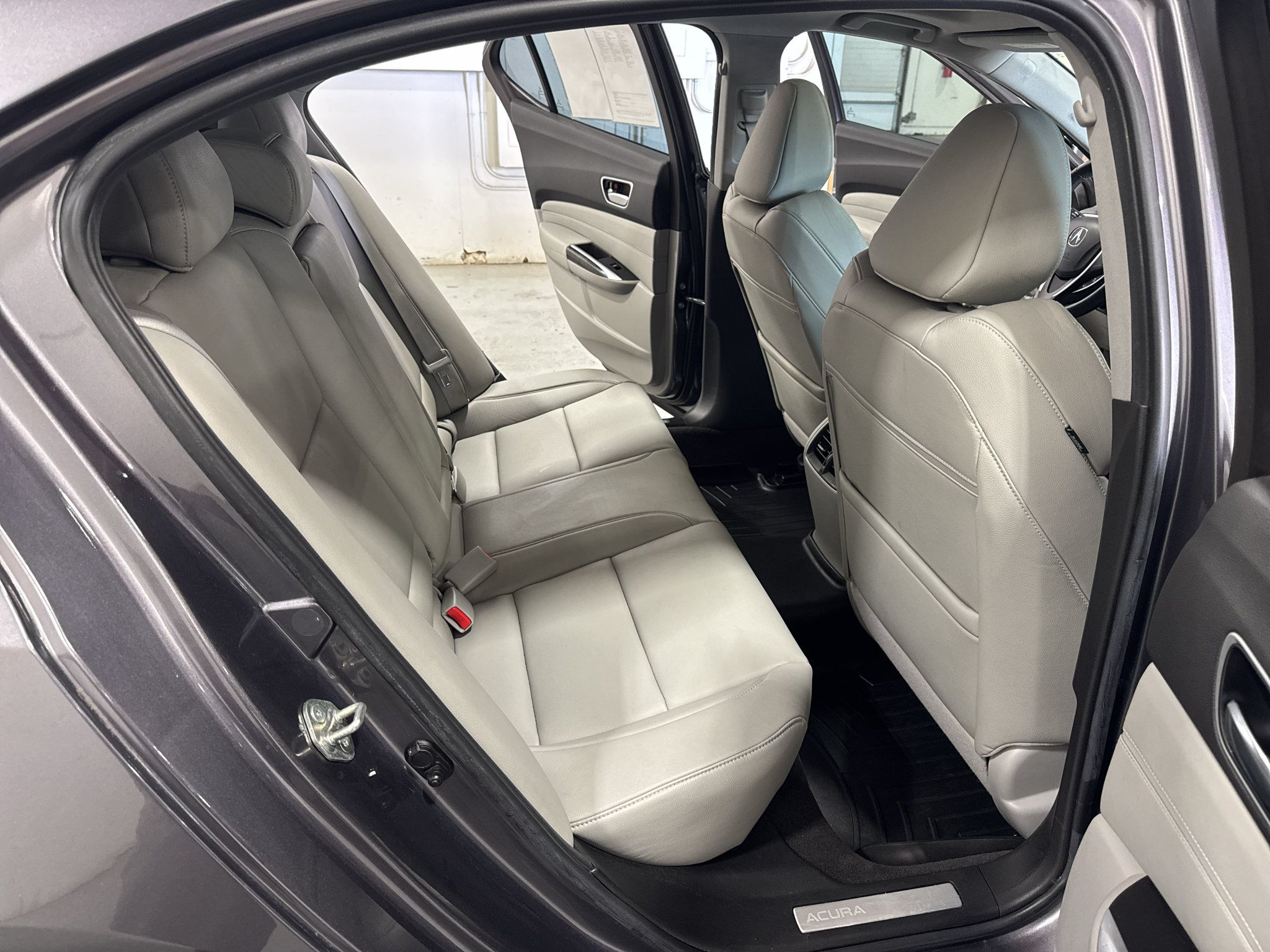 Used 2020 Acura TLX FWD image 43