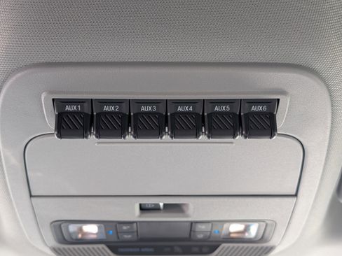 New 2025 Ford F550 4x4 Crew Cab image 32