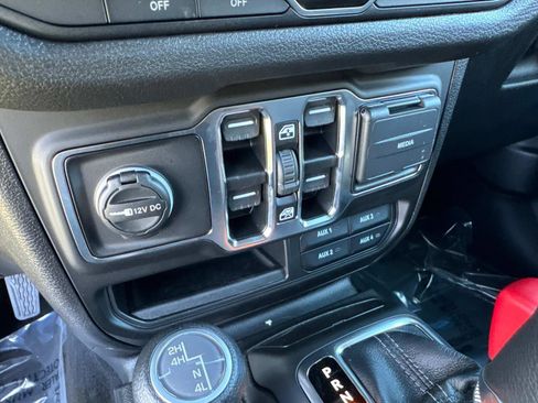 New 2025 Jeep Wrangler Sport S AWD/4WD image 23