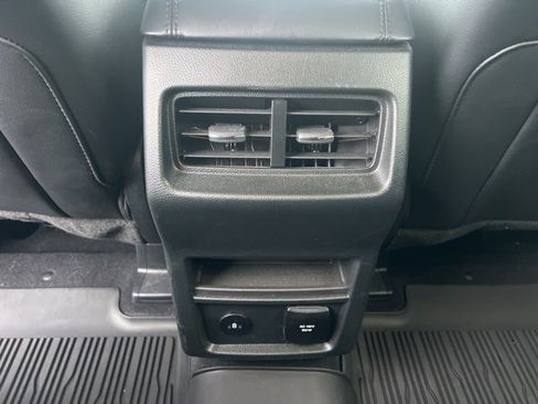 Used 2024 Ford Edge SEL w/ Convenience Package image 20