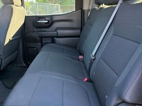 Used 2022 Chevrolet Silverado 1500 Custom AWD/4WD image 9