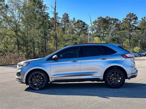 Used 2022 Ford Edge ST-Line image 5
