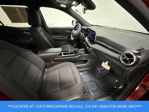 Certified 2026 Chevrolet Equinox LT AWD/4WD image 25