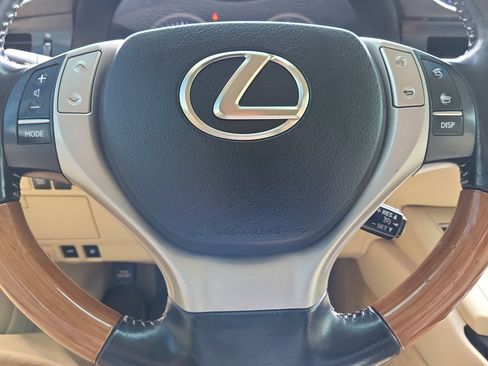 Used 2013 Lexus ES 300h w/ Premium Pkg FWD image 17