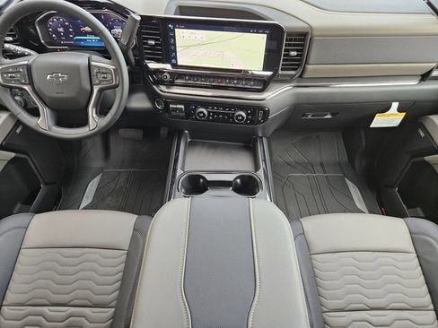 New 2026 Chevrolet Silverado 2500 ZR2 AWD/4WD image 27