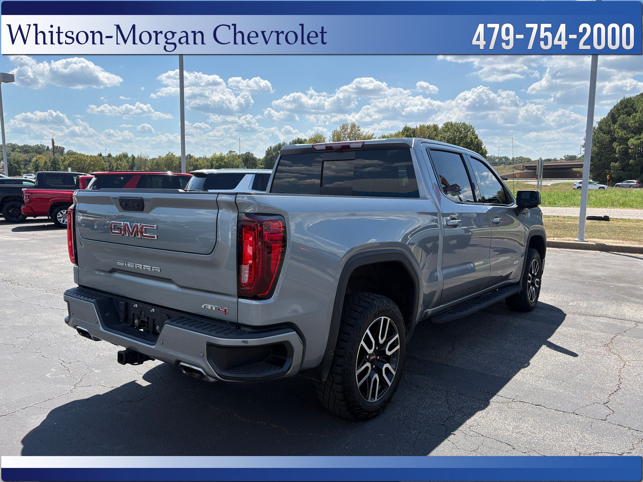 Used 2024 GMC Sierra 1500 AT4 w/ Technology Package AWD/4WD image 5