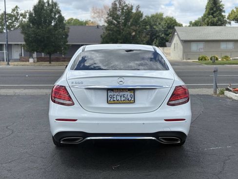 Used 2017 Mercedes-Benz E 300 image 24