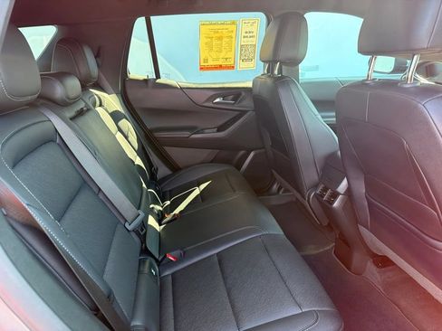 Used 2026 Chevrolet Equinox LT w/ Convenience Package II AWD/4WD image 6