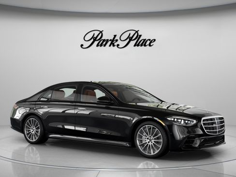 New 2026 Mercedes-Benz S 580 4MATIC Sedan image 31