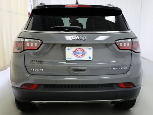 Used 2023 Jeep Compass Limited w/ Elite Group AWD/4WD image 18