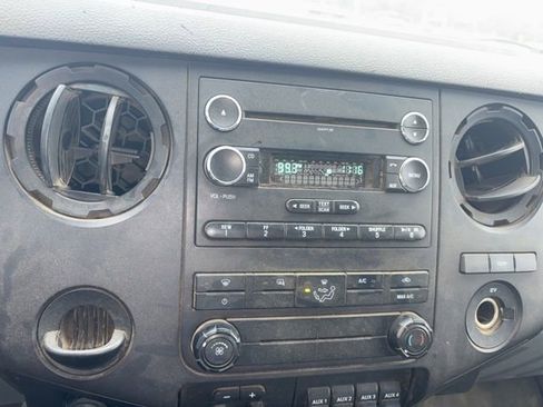 Used 2012 Ford F550 4x4 Crew Cab Super Duty w/ Payload Upgrade Pkg image 14