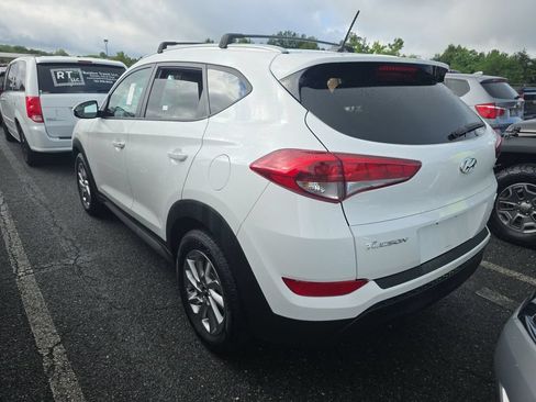 Used 2017 Hyundai Tucson SE w/ SE Popular Package 02 AWD/4WD image 4