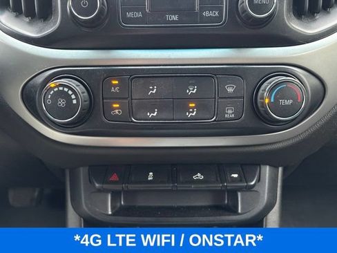 Used 2018 Chevrolet Colorado LT w/ LT Convenience Package AWD/4WD image 9