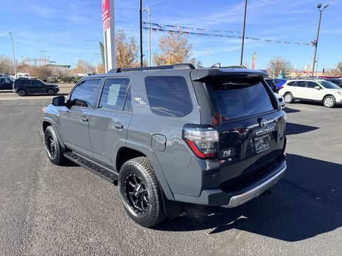 Used 2024 Toyota 4Runner TRD Off-Road Premium image 33