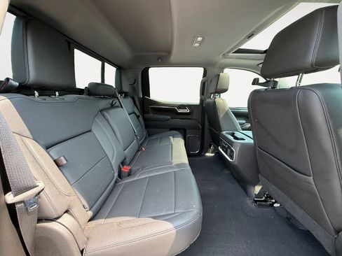 Used 2022 GMC Sierra 1500 SLT w/ SLT Premium Plus Package AWD/4WD image 15