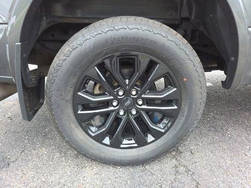 Used 2018 Ford F150 Lariat w/ Equipment Group 502A Luxury AWD/4WD image 82