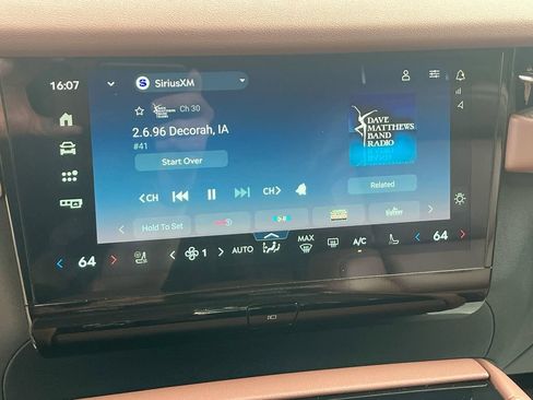 Used 2025 Lincoln Navigator L Reserve AWD/4WD image 16