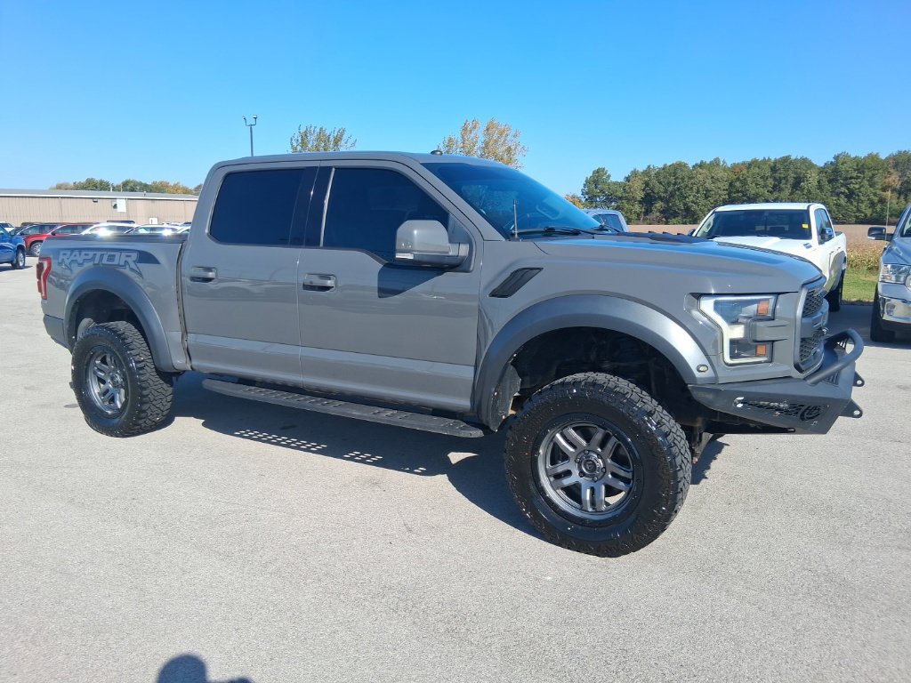 Used 2018 Ford F150 Raptor w/ Equipment Group 802A Luxury AWD/4WD image 7