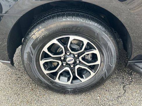 Certified 2024 Ford Expedition XLT image 19