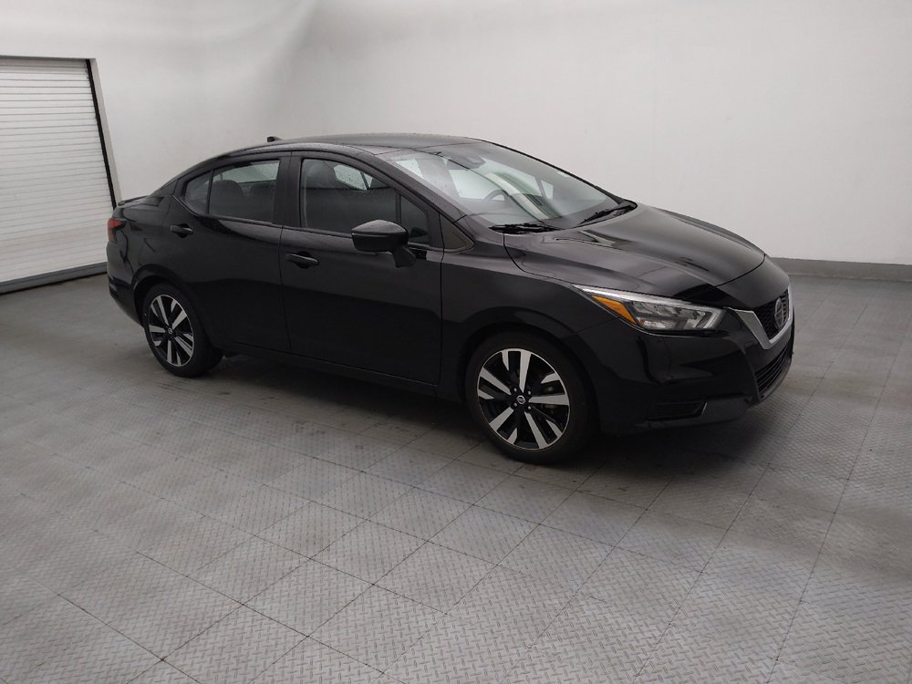 Used 2022 Nissan Versa SR FWD image 11
