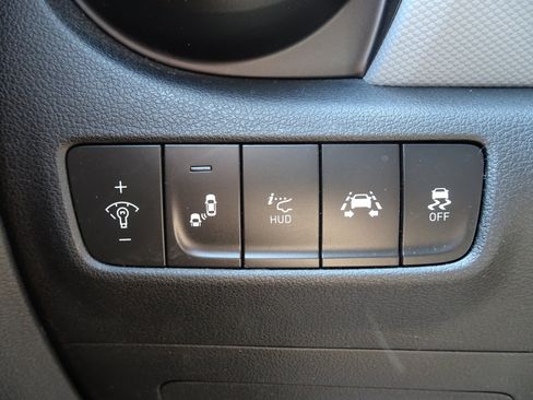 Used 2019 Hyundai Kona Ultimate AWD/4WD image 25