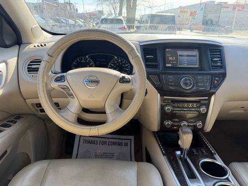 Used 2014 Nissan Pathfinder SL w/ SL Premium Package image 19