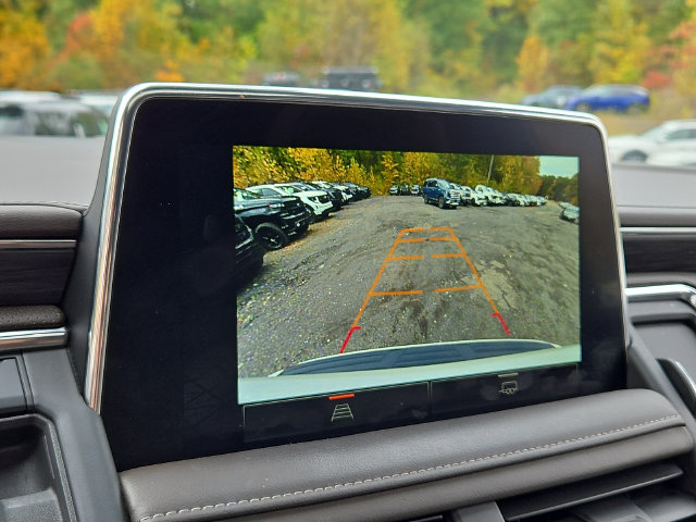 Used 2023 GMC Yukon SLT AWD/4WD image 12