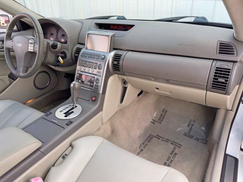 Used 2004 INFINITI G35 Coupe w/ Premium Pkg image 14