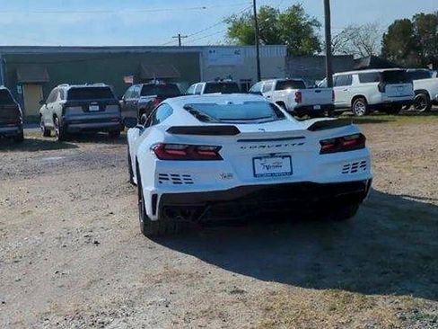 New 2026 Chevrolet Corvette E-Ray w/ ZER Performance Package AWD/4WD image 7