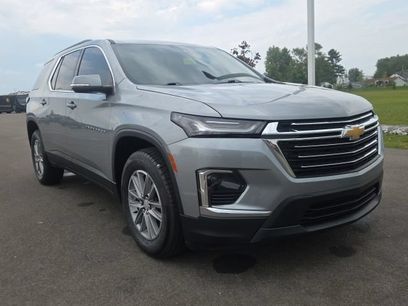Used 2023 Chevrolet Traverse LT