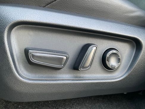 Certified 2025 Toyota 4Runner Limited image 14