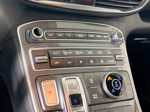 Used 2023 Hyundai Santa Fe SEL image 16